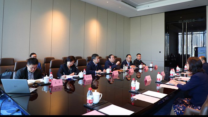 武威市委副書記、市長周偉一行與甘肅文旅集團交流座談